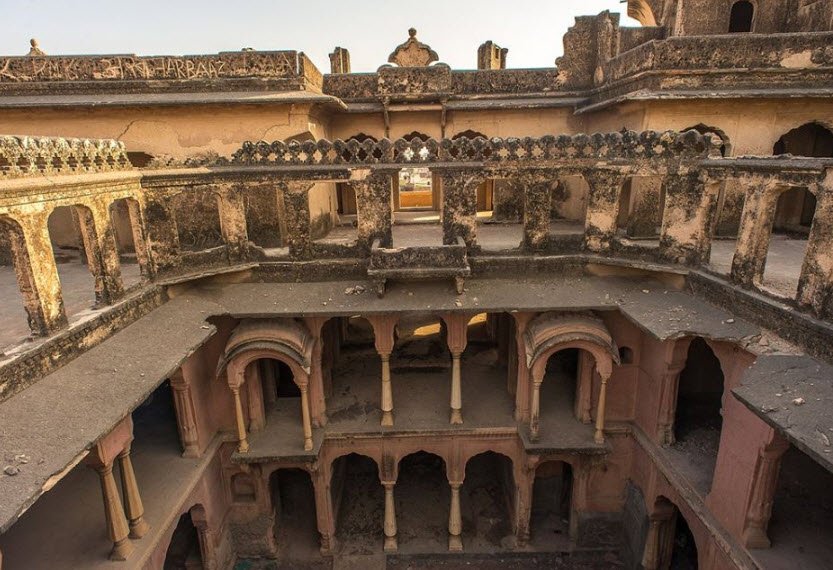 Khetri Mahal, Jhunjhunu, Rajasthan - Vushii.com Khetri Mahal, Jhunjhunu, Rajasthan - Vushii.com